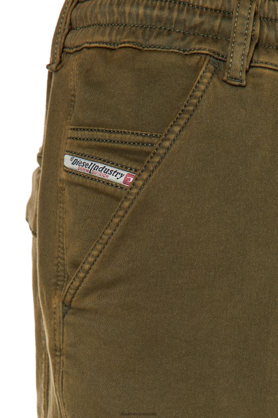 Diesel d-krooley-cargo-short jogg hombres 4P44F379 vestir verde militar